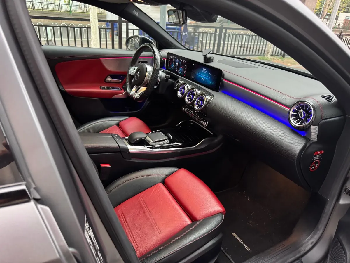 2019 Mercedes-Benz A AMG 2.0T 306HP L4 7DCT,autocango,china used car exporter,china ev exporter,chinese used car exporter,chinese used ev exporter