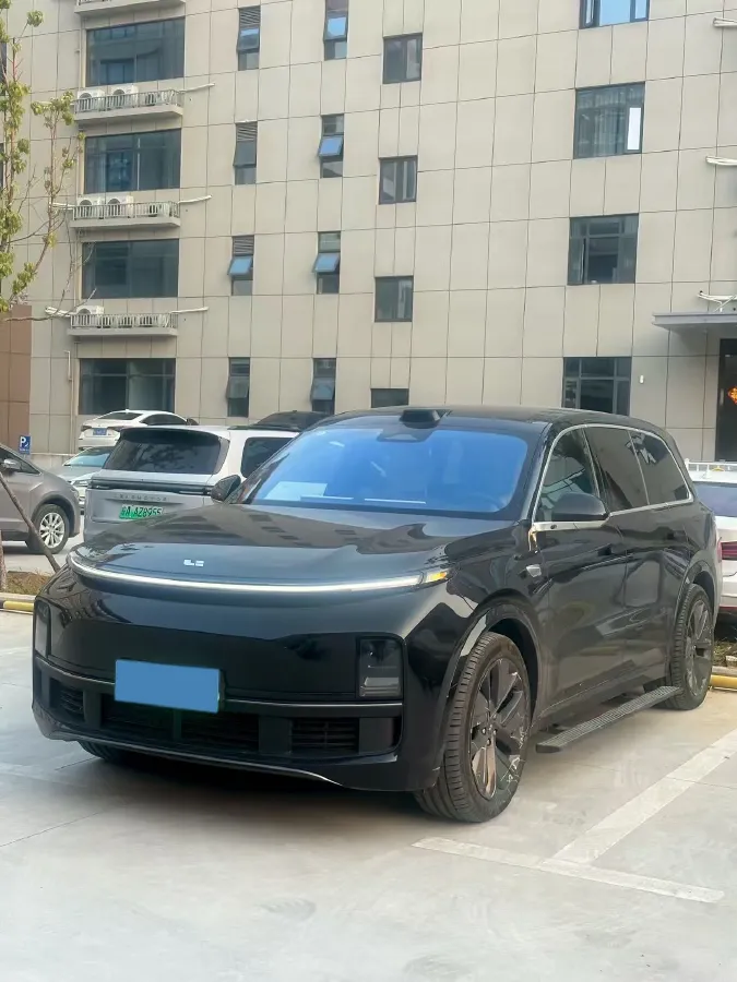 2024 Li L9 Range Extended 154HP REEV 52.3KWH,autocango,china used car exporter,china ev exporter,chinese used car exporter,chinese used ev exporter