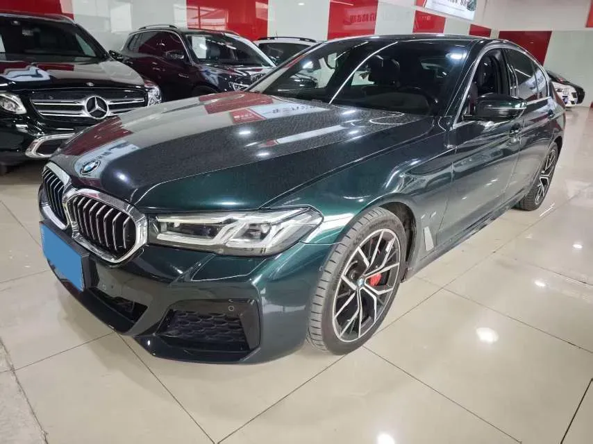 2022 BMW 5 Series 3.0T 340HP L6 8AT,autocango,china used car exporter,china ev exporter,chinese used car exporter,chinese used ev exporter