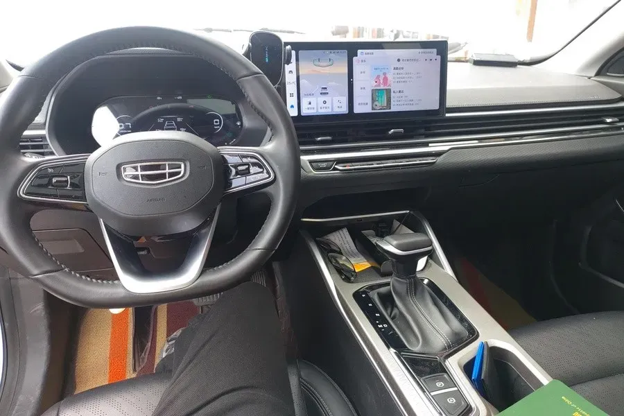 2023 Geely Emgrand 1.5L 127HP L4 CVT,autocango,china used car exporter,china ev exporter,chinese used car exporter,chinese used ev exporter