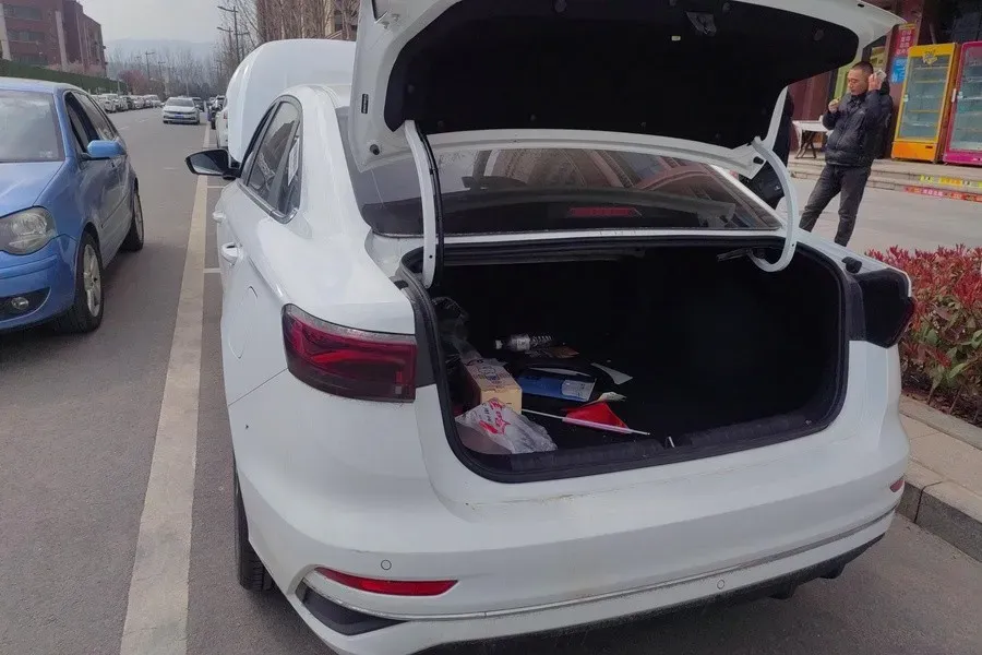 2023 Geely Emgrand 1.5L 127HP L4 CVT,autocango,china used car exporter,china ev exporter,chinese used car exporter,chinese used ev exporter