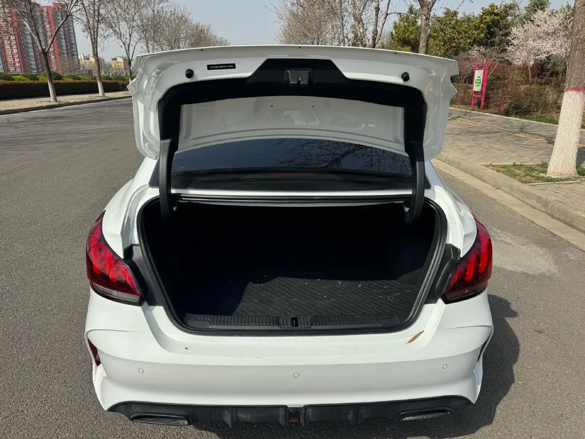 2023 MG 5 1.5L 129HP L4 5MT,autocango,china used car exporter,china ev exporter,chinese used car exporter,chinese used ev exporter