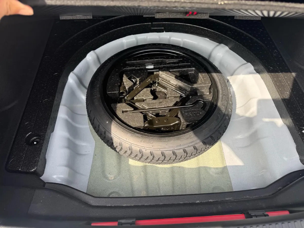 2023 MG 5 1.5L 129HP L4 5MT,autocango,china used car exporter,china ev exporter,chinese used car exporter,chinese used ev exporter