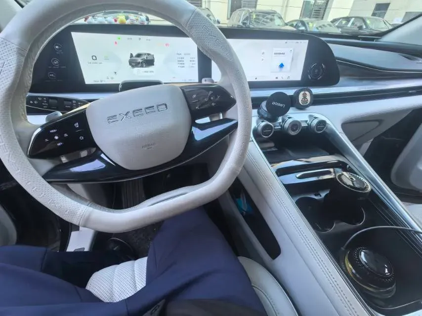 2023 Exceed RX 2.0T 261HP L4 7DCT,autocango,china used car exporter,china ev exporter,chinese used car exporter,chinese used ev exporter