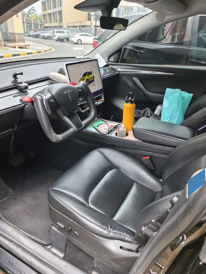 2022 Tesla Model Y BEV 60KWH,autocango,china used car exporter,china ev exporter,chinese used car exporter,chinese used ev exporter