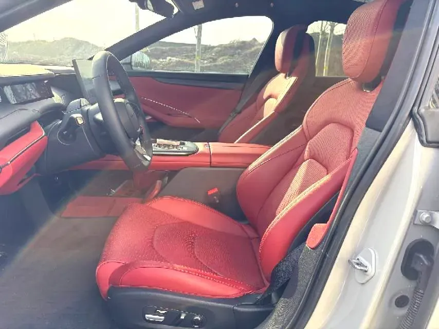 2024 MI SU7 BEV 101KWH,autocango,china used car exporter,china ev exporter,chinese used car exporter,chinese used ev exporter