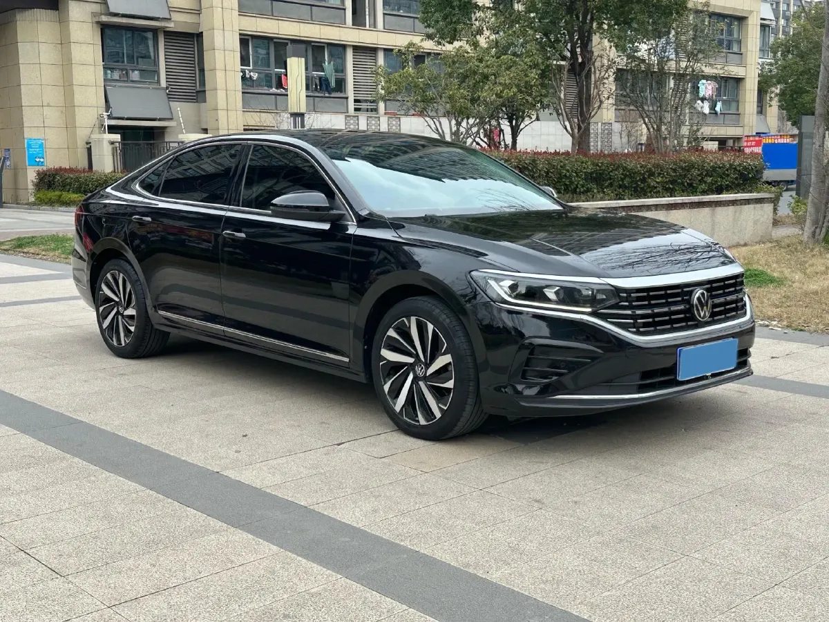 2023 Volkswagen Passat 2.0T 186HP L4 7DCT,autocango,china used car exporter,china ev exporter,chinese used car exporter,chinese used ev exporter
