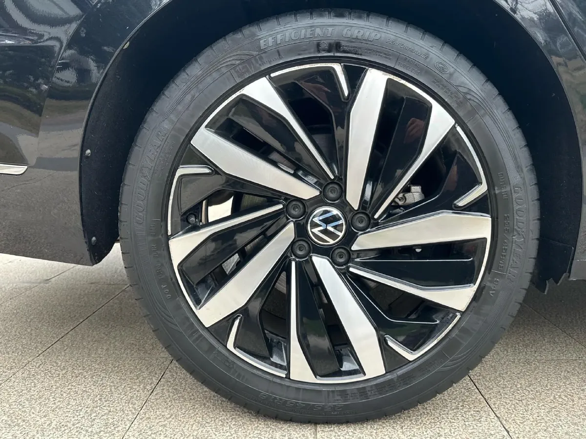 2023 Volkswagen Passat 2.0T 186HP L4 7DCT,autocango,china used car exporter,china ev exporter,chinese used car exporter,chinese used ev exporter