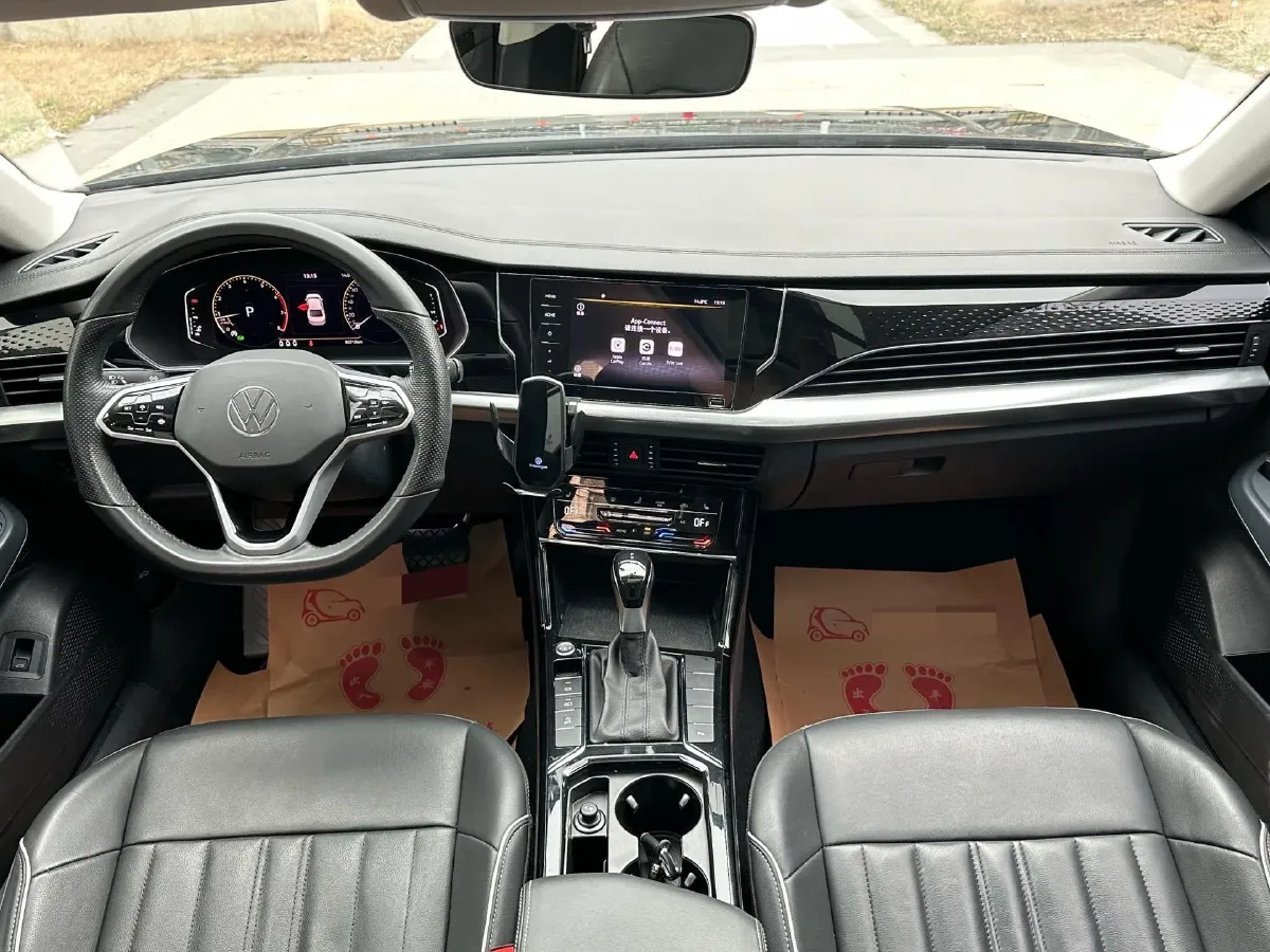 2023 Volkswagen Passat 2.0T 186HP L4 7DCT,autocango,china used car exporter,china ev exporter,chinese used car exporter,chinese used ev exporter