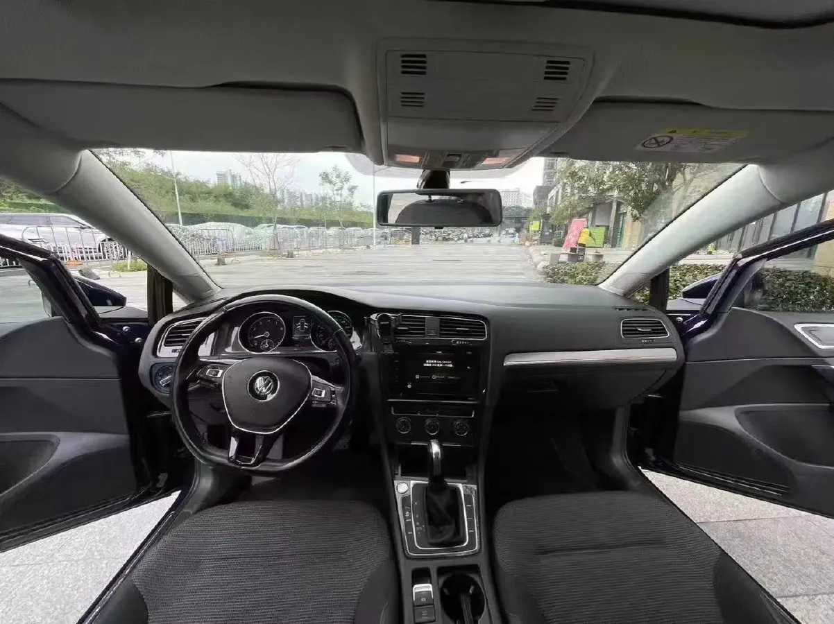 2020 Volkswagen Golf 1.4T 150HP L4 7DCT,autocango,china used car exporter,china ev exporter,chinese used car exporter,chinese used ev exporter