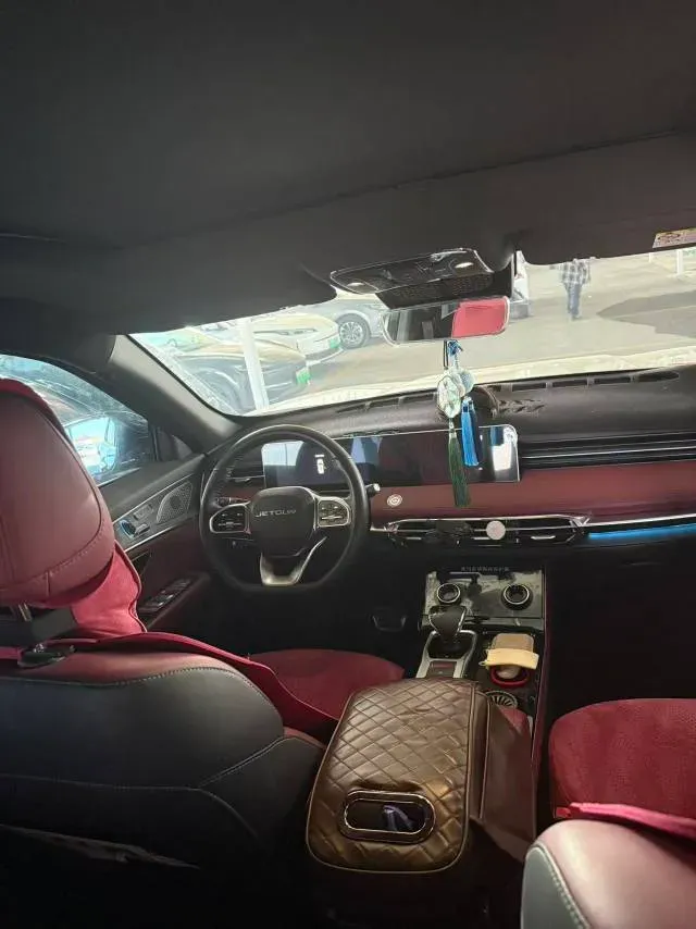 2024 Jetour X70 Plus 1.6T 197HP L4 7DCT,autocango,china used car exporter,china ev exporter,chinese used car exporter,chinese used ev exporter