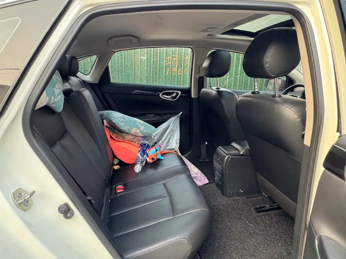 2021 Nissan Sylphy 1.6L 122HP L4 CVT,autocango,china used car exporter,china ev exporter,chinese used car exporter,chinese used ev exporter