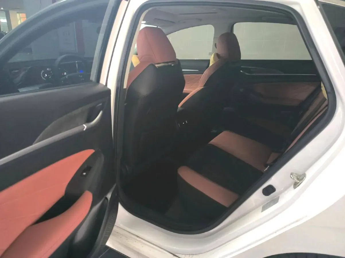 2023 ChangAn Eado 1.4T 160HP L4 7DCT,autocango,china used car exporter,china ev exporter,chinese used car exporter,chinese used ev exporter