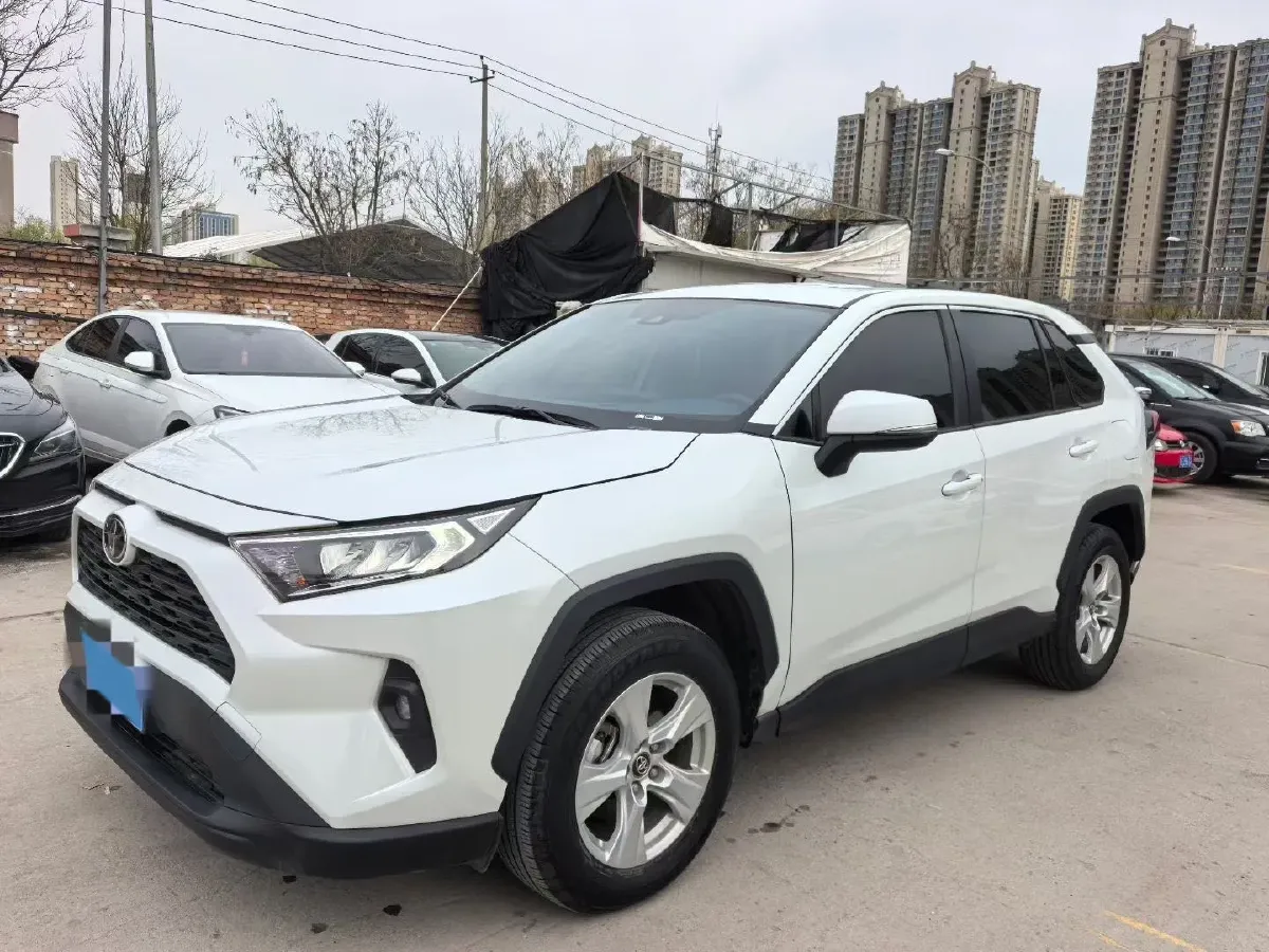 2023 Toyota RAV4 2.0L 171HP L4 CVT,autocango,china used car exporter,china ev exporter,chinese used car exporter,chinese used ev exporter