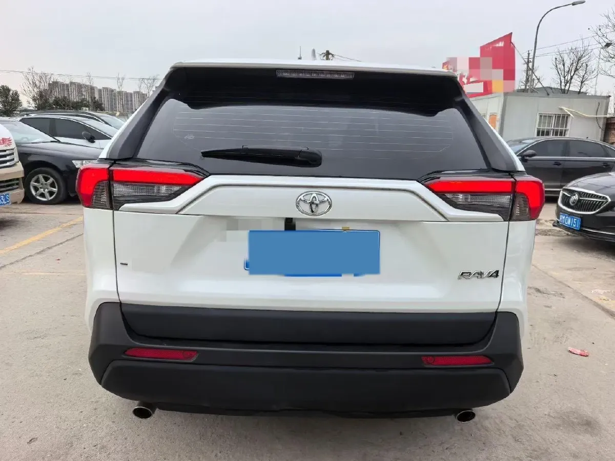 2023 Toyota RAV4 2.0L 171HP L4 CVT,autocango,china used car exporter,china ev exporter,chinese used car exporter,chinese used ev exporter
