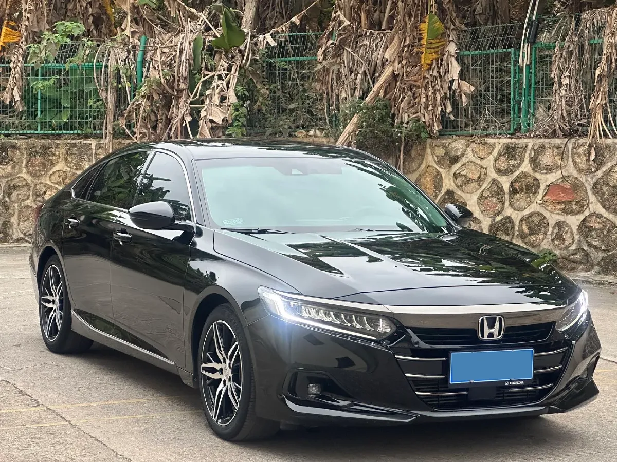 2022 Honda Accord 1.5T 194HP L4 CVT,autocango,china used car exporter,china ev exporter,chinese used car exporter,chinese used ev exporter
