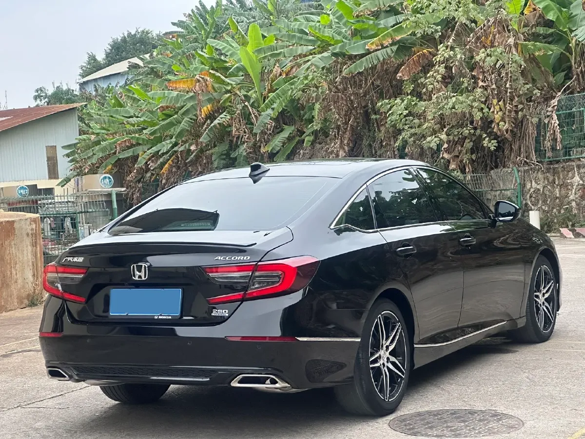 2022 Honda Accord 1.5T 194HP L4 CVT,autocango,china used car exporter,china ev exporter,chinese used car exporter,chinese used ev exporter