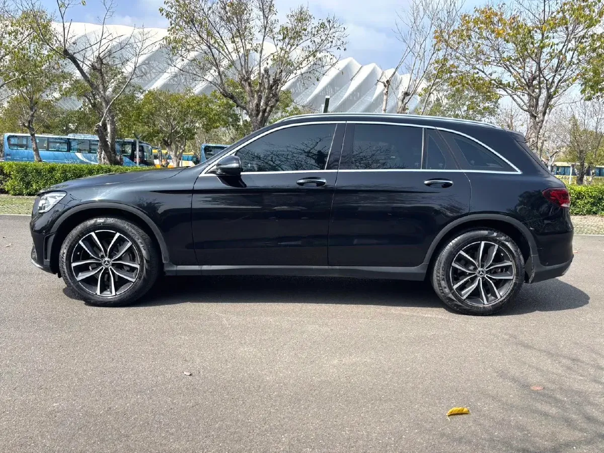 2021 Mercedes-Benz GLC Class 2.0T 197HP L4 9AT,autocango,china used car exporter,china ev exporter,chinese used car exporter,chinese used ev exporter