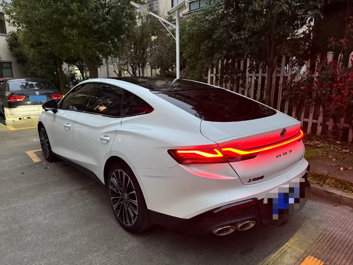 2023 MG 7 2.0T 261HP L4 9AT,autocango,china used car exporter,china ev exporter,chinese used car exporter,chinese used ev exporter