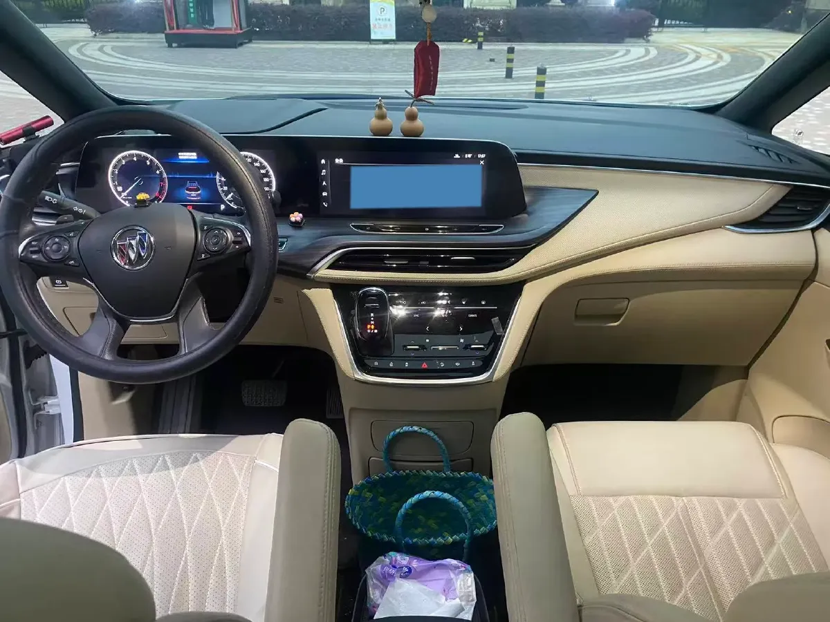 2022 Buick GL8 2.0T 237HP L4 9AT,autocango,china used car exporter,china ev exporter,chinese used car exporter,chinese used ev exporter