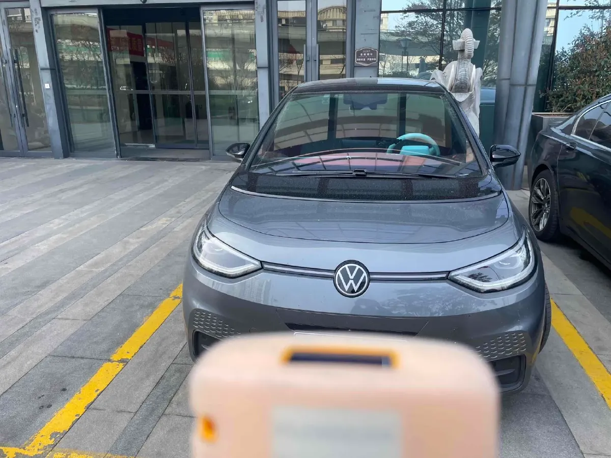 2025 Volkswagen ID.3 BEV 52.8KWH,autocango,china used car exporter,china ev exporter,chinese used car exporter,chinese used ev exporter
