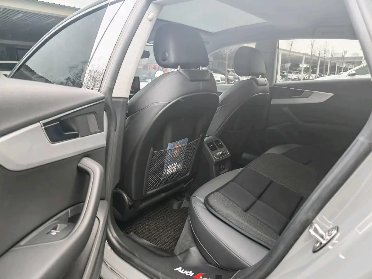 2021 Audi A5 2.0T 204HP L4 7DCT,autocango,china used car exporter,china ev exporter,chinese used car exporter,chinese used ev exporter