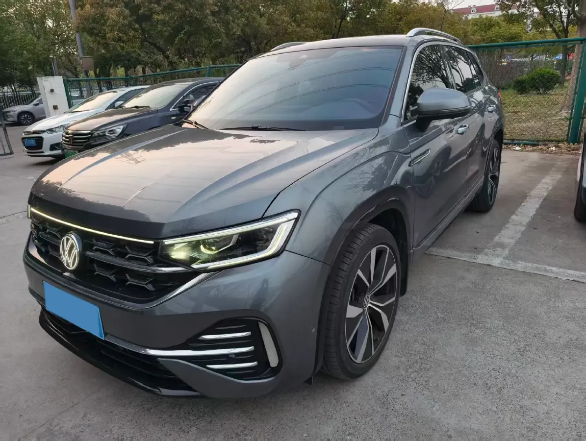 2023 Volkswagen Tayron 2.0T 220HP L4 7DCT,autocango,china used car exporter,china ev exporter,chinese used car exporter,chinese used ev exporter