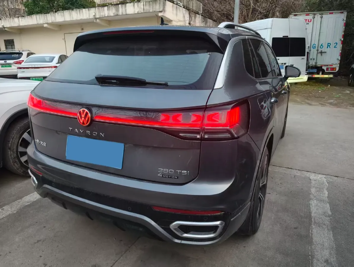 2023 Volkswagen Tayron 2.0T 220HP L4 7DCT,autocango,china used car exporter,china ev exporter,chinese used car exporter,chinese used ev exporter