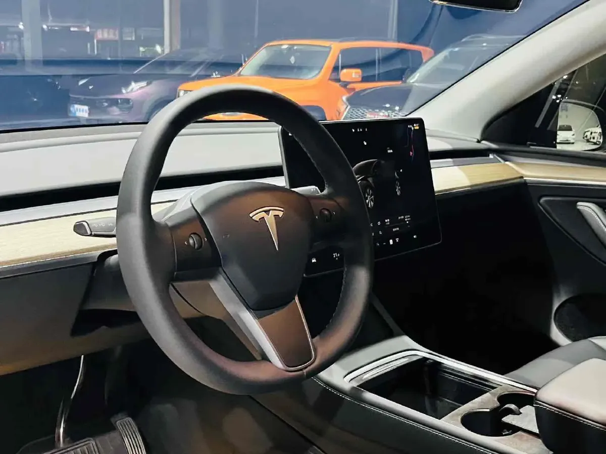 2022 Tesla Model Y BEV 60KWH,autocango,china used car exporter,china ev exporter,chinese used car exporter,chinese used ev exporter