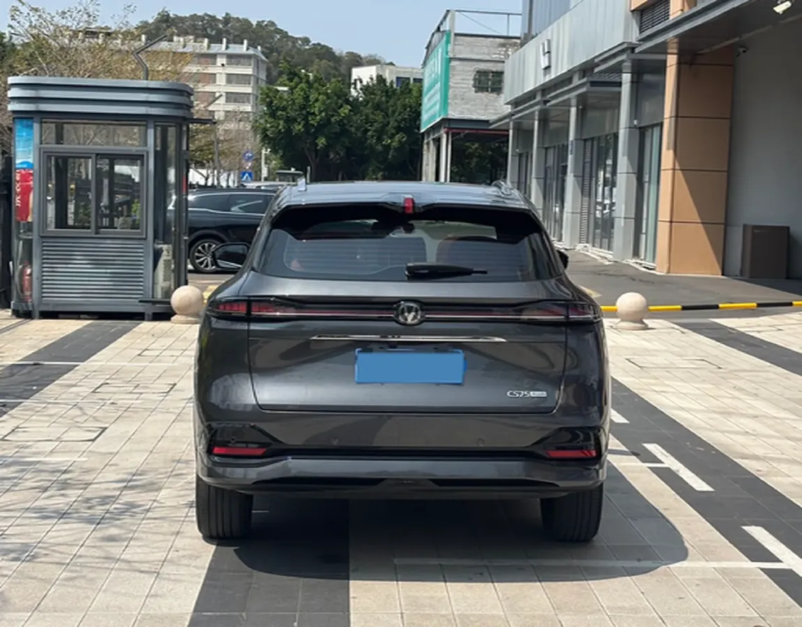 2025 ChangAn CS75 Plus 1.5T 192HP L4 8AT,autocango,china used car exporter,china ev exporter,chinese used car exporter,chinese used ev exporter