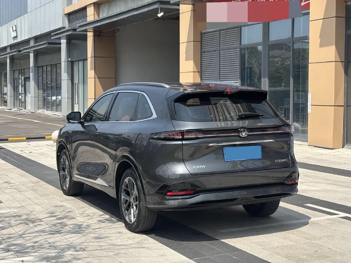 2025 ChangAn CS75 Plus 1.5T 192HP L4 8AT,autocango,china used car exporter,china ev exporter,chinese used car exporter,chinese used ev exporter