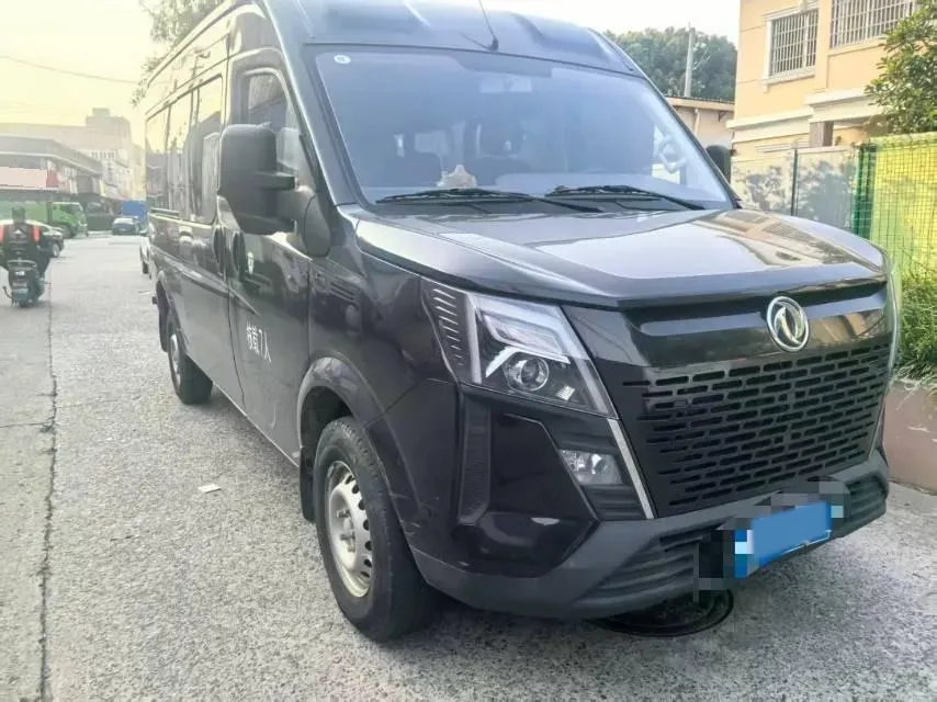2023 DongFeng DFAC YuFeng 2.0T 136HP L4 7DCT,autocango,china used car exporter,china ev exporter,chinese used car exporter,chinese used ev exporter