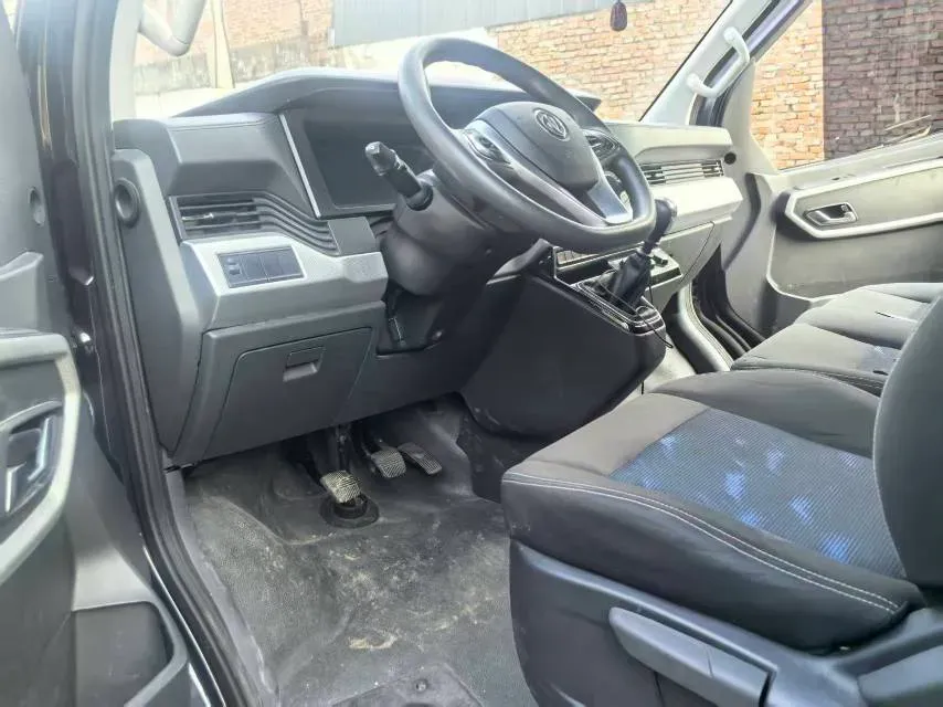 2023 DongFeng DFAC YuFeng 2.0T 136HP L4 7DCT,autocango,china used car exporter,china ev exporter,chinese used car exporter,chinese used ev exporter