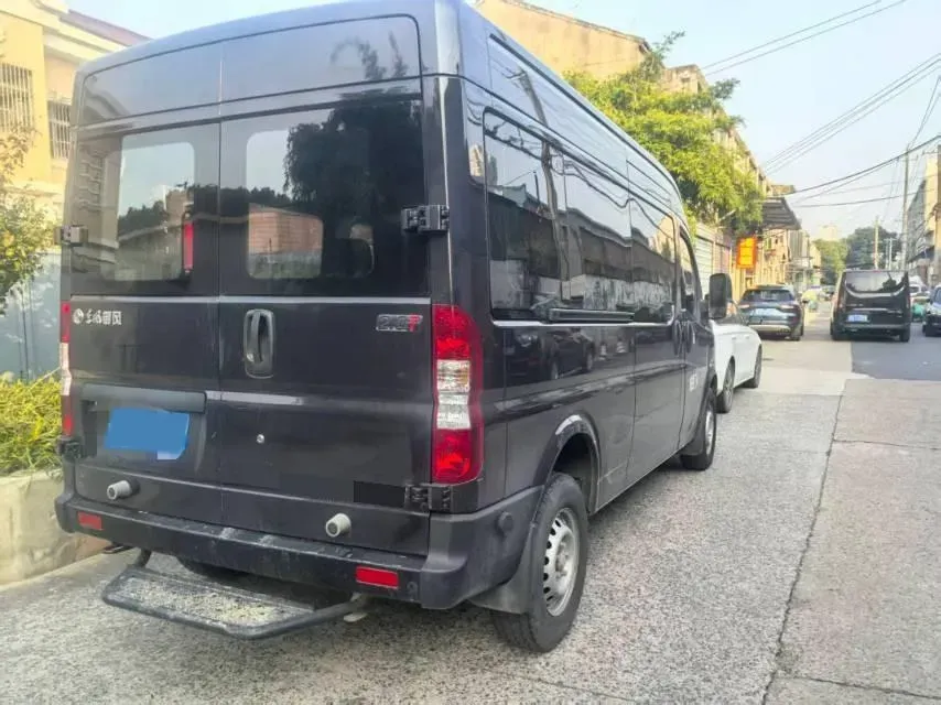 2023 DongFeng DFAC YuFeng 2.0T 136HP L4 7DCT,autocango,china used car exporter,china ev exporter,chinese used car exporter,chinese used ev exporter