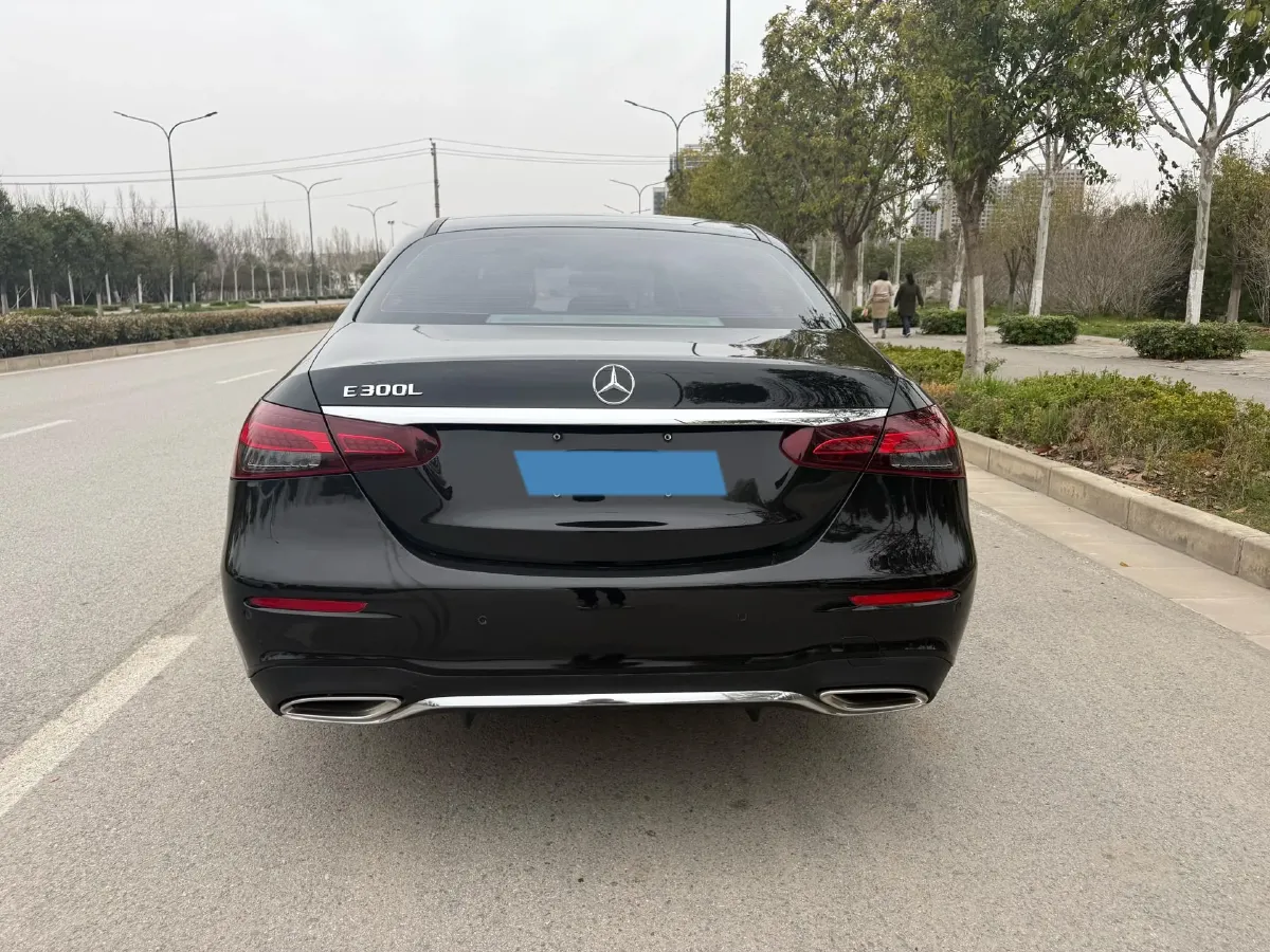 2021 Mercedes-Benz E Class 2.0T 258HP L4 9AT,autocango,china used car exporter,china ev exporter,chinese used car exporter,chinese used ev exporter