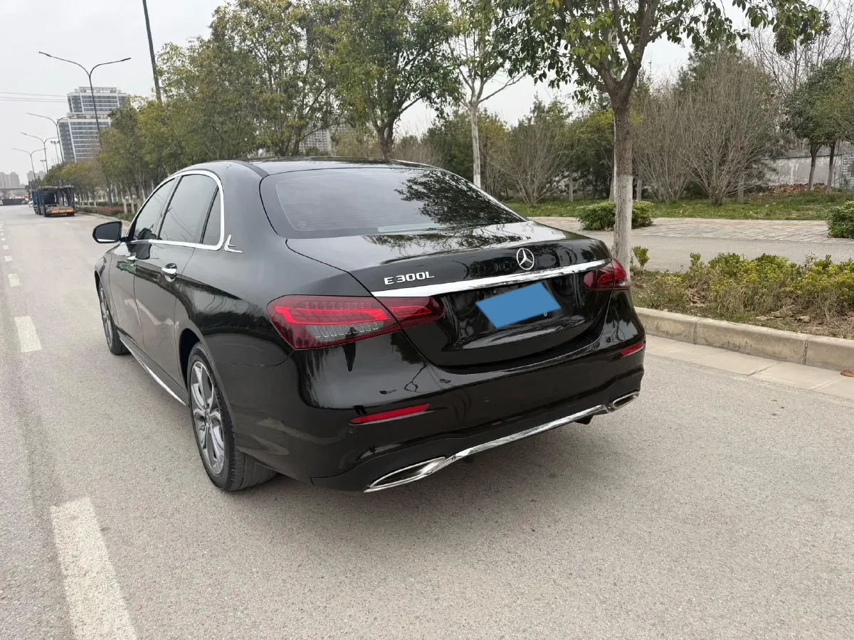 2021 Mercedes-Benz E Class 2.0T 258HP L4 9AT,autocango,china used car exporter,china ev exporter,chinese used car exporter,chinese used ev exporter