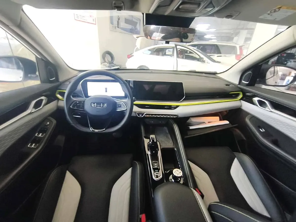 2022 Geely Coolray 1.5T 181HP L4 7DCT,autocango,china used car exporter,china ev exporter,chinese used car exporter,chinese used ev exporter