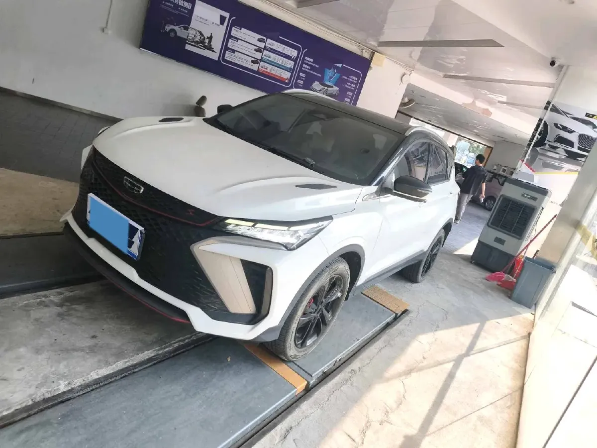2022 Geely Coolray 1.5T 181HP L4 7DCT,autocango,china used car exporter,china ev exporter,chinese used car exporter,chinese used ev exporter