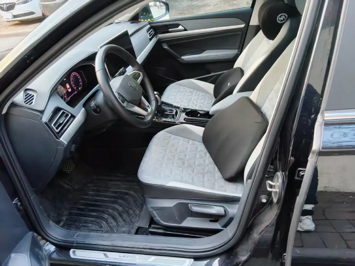 2023 Volkswagen Lavida 1.4T 150HP L4 7DCT,autocango,china used car exporter,china ev exporter,chinese used car exporter,chinese used ev exporter