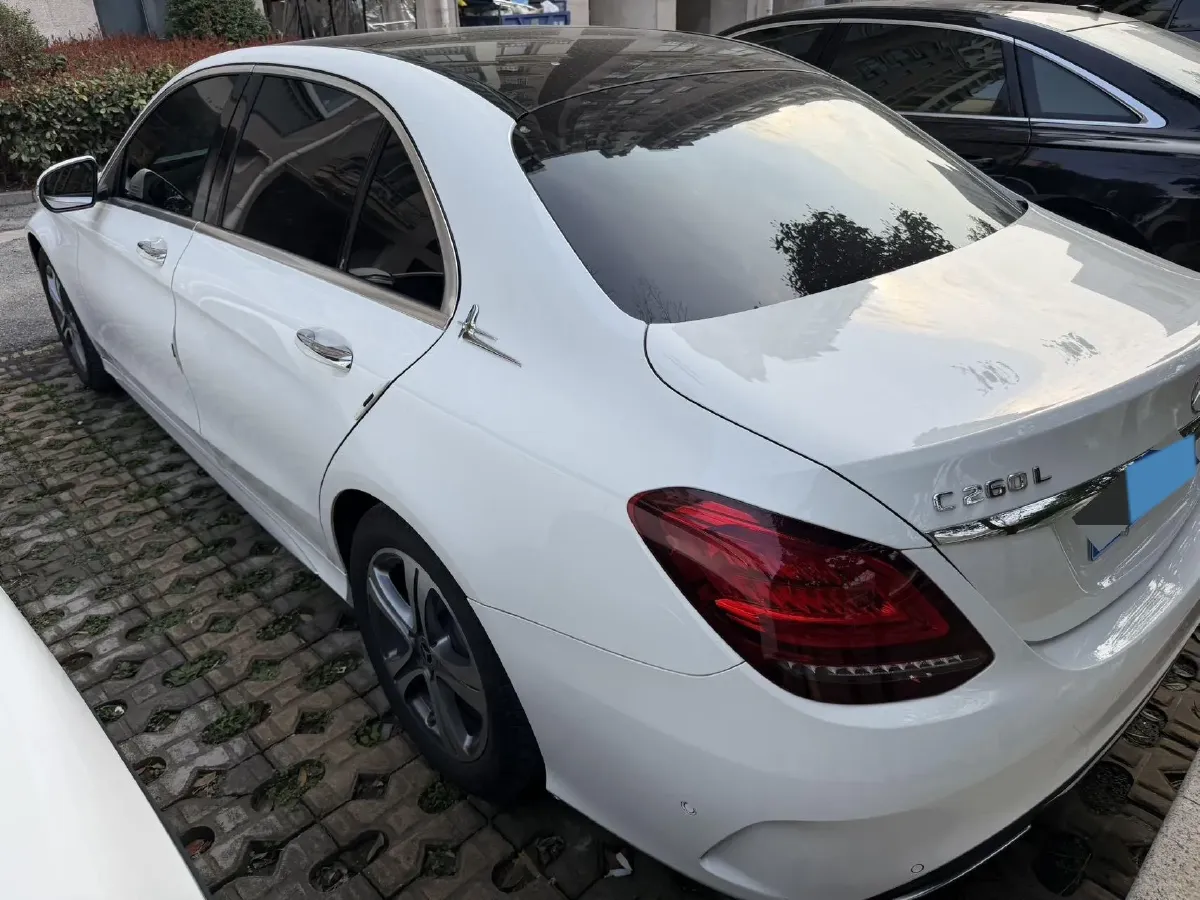 2020 Mercedes-Benz C Class 1.5T 184HP L4 9AT,autocango,china used car exporter,china ev exporter,chinese used car exporter,chinese used ev exporter