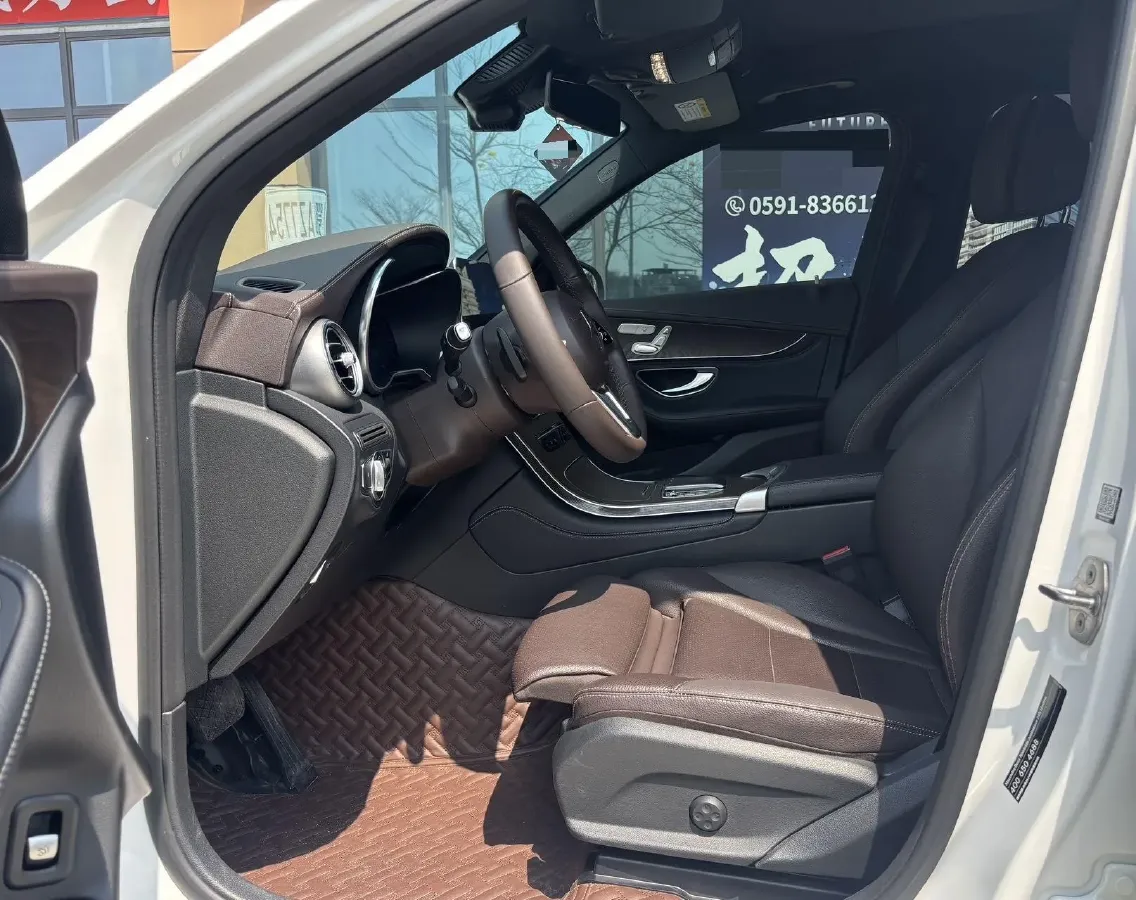 2020 Mercedes-Benz GLC Class 2.0T 258HP L4 9AT,autocango,china used car exporter,china ev exporter,chinese used car exporter,chinese used ev exporter