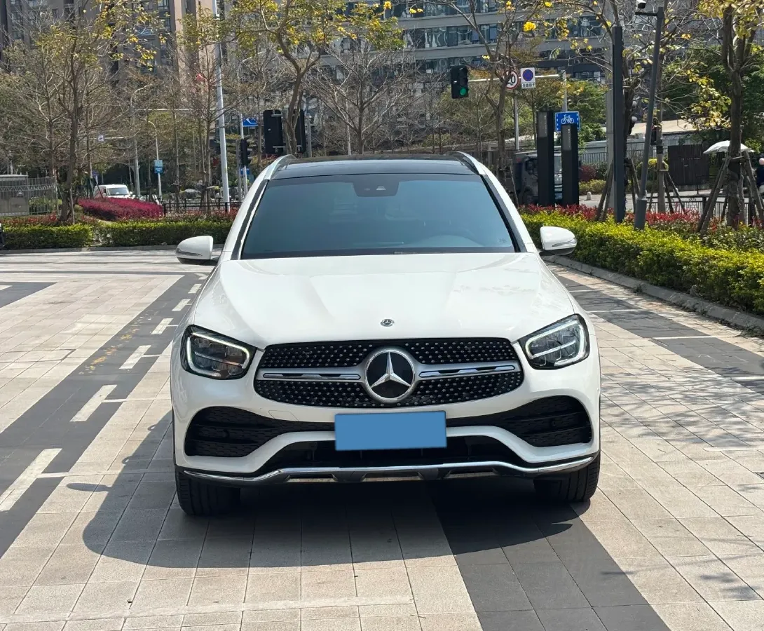 2020 Mercedes-Benz GLC Class 2.0T 258HP L4 9AT,autocango,china used car exporter,china ev exporter,chinese used car exporter,chinese used ev exporter