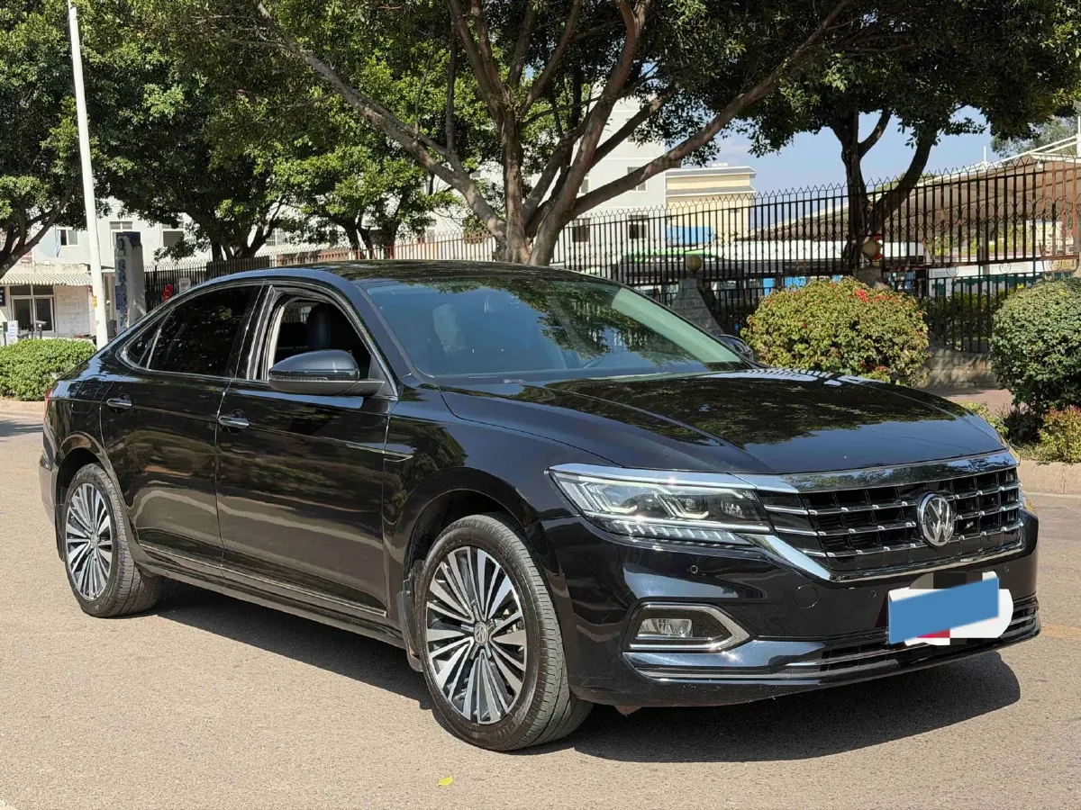 2019 Volvo V40 1.5T 152HP L4 6AT,autocango,china used car exporter,china ev exporter,chinese used car exporter,chinese used ev exporter