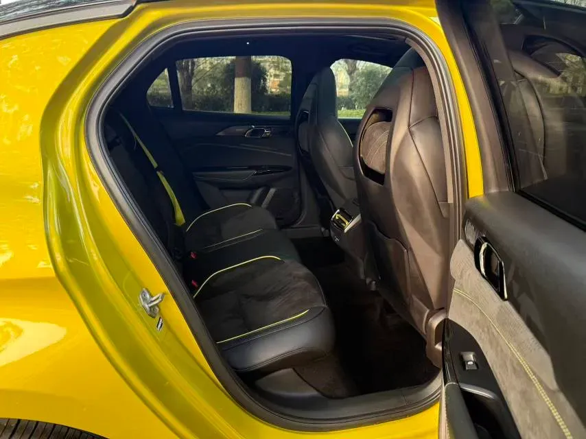 2022 LYNK&CO 03 2.0T 254HP L4 8AT,autocango,china used car exporter,china ev exporter,chinese used car exporter,chinese used ev exporter