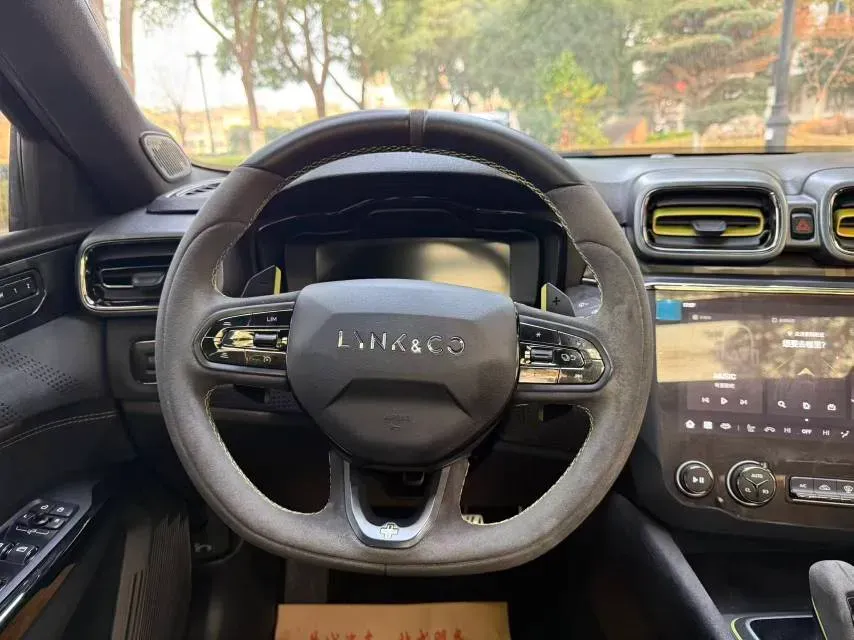 2022 LYNK&CO 03 2.0T 254HP L4 8AT,autocango,china used car exporter,china ev exporter,chinese used car exporter,chinese used ev exporter