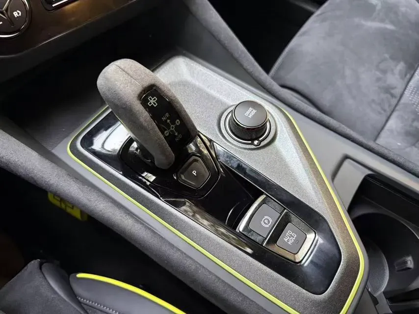 2022 LYNK&CO 03 2.0T 254HP L4 8AT,autocango,china used car exporter,china ev exporter,chinese used car exporter,chinese used ev exporter