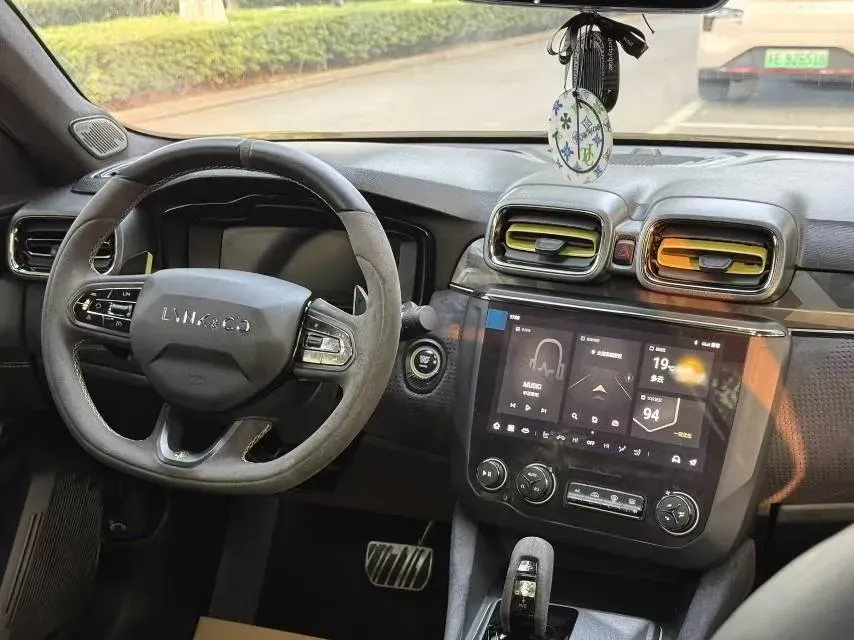 2022 LYNK&CO 03 2.0T 254HP L4 8AT,autocango,china used car exporter,china ev exporter,chinese used car exporter,chinese used ev exporter