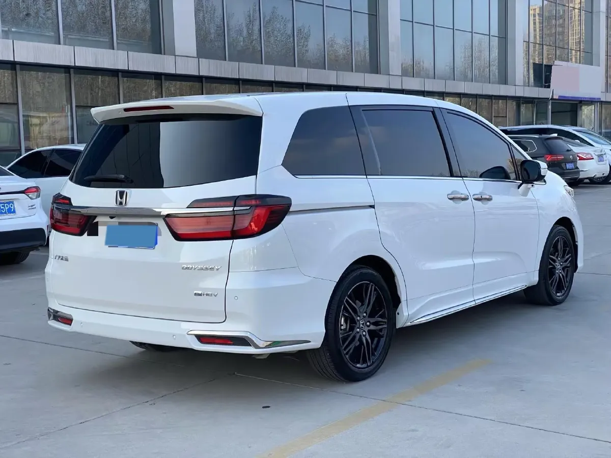 2024 Honda Odyssey 2.0L 146HP L4 E-CVT Hybrid,autocango,china used car exporter,china ev exporter,chinese used car exporter,chinese used ev exporter