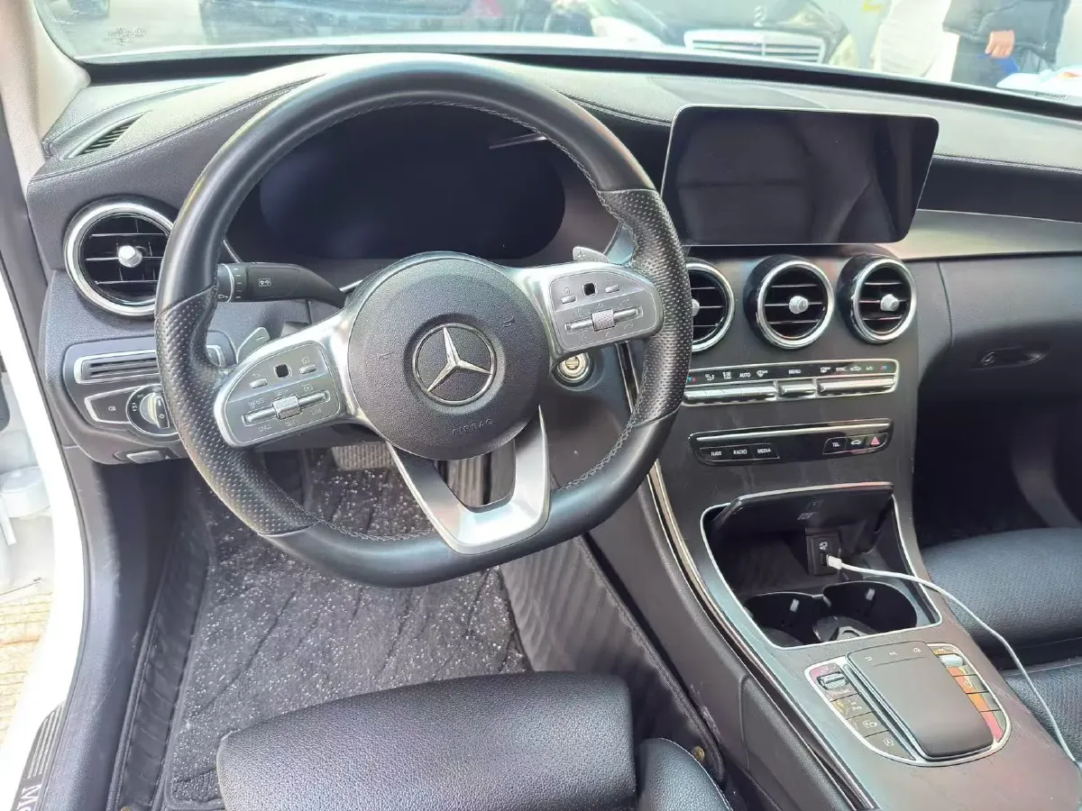 2020 Mercedes-Benz C Class 1.5T 184HP L4 9AT,autocango,china used car exporter,china ev exporter,chinese used car exporter,chinese used ev exporter