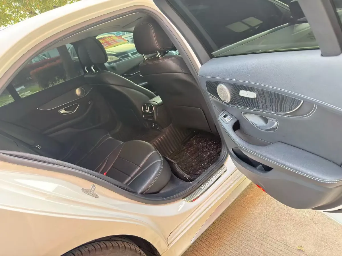 2020 Mercedes-Benz C Class 1.5T 184HP L4 9AT,autocango,china used car exporter,china ev exporter,chinese used car exporter,chinese used ev exporter